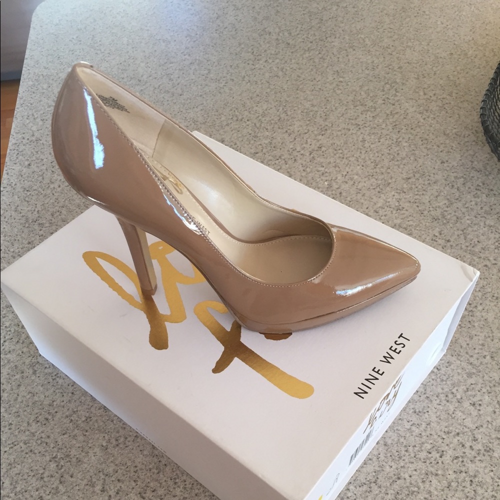 Nine West pumps
